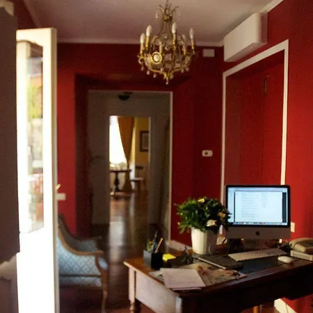 Relais Teatro Argentina Couette-café 4*