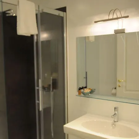 Relais Teatro Argentina Bed & Breakfast