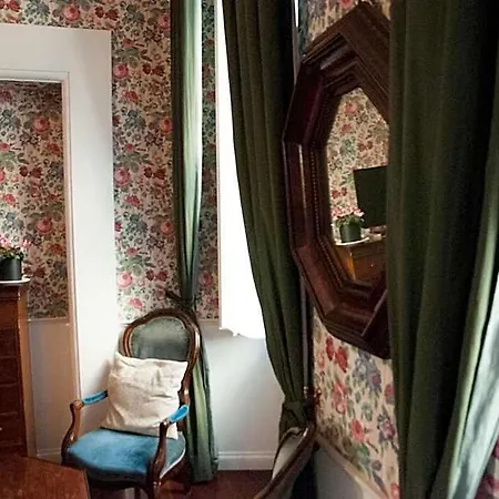 Couette-café Relais Teatro Argentina