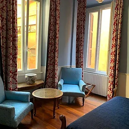 Relais Teatro Argentina 4*