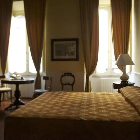 Relais Teatro Argentina Rom