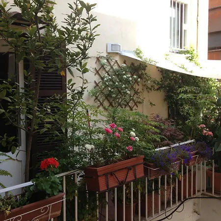 Bed & Breakfast Relais Teatro Argentina 4*